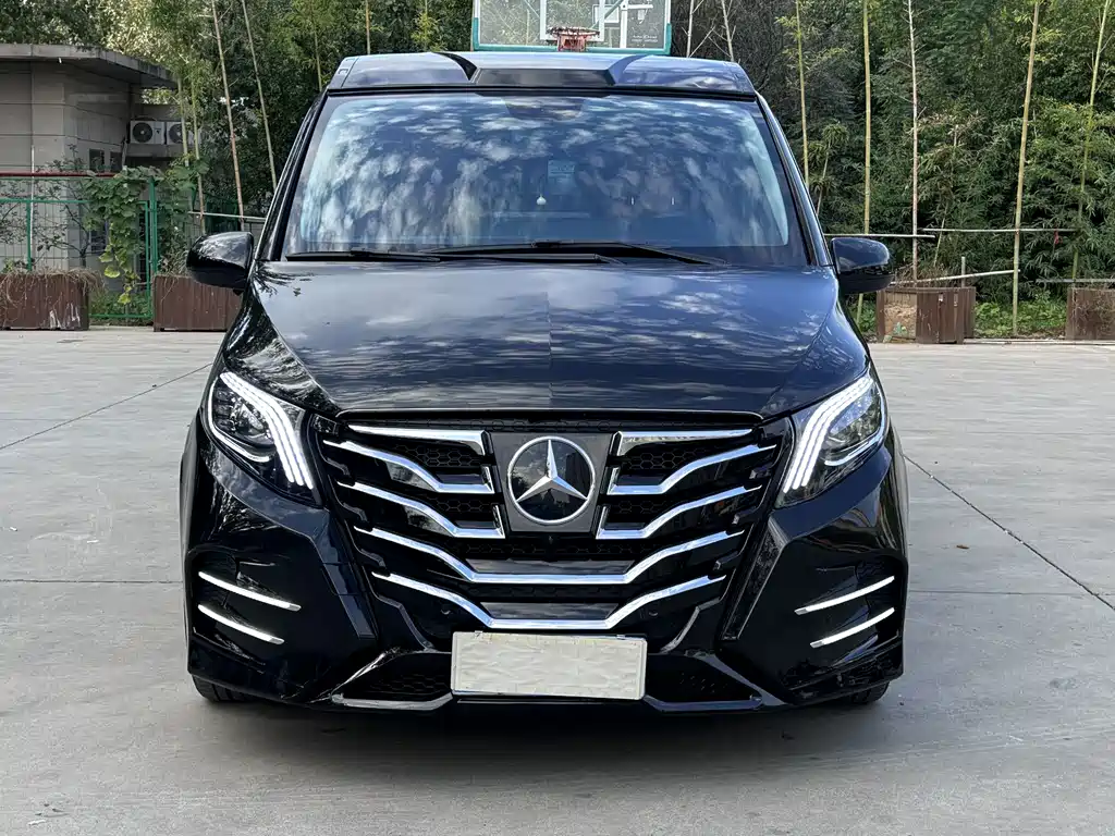 Mercedes-Benz Vito — миниатюра 2
