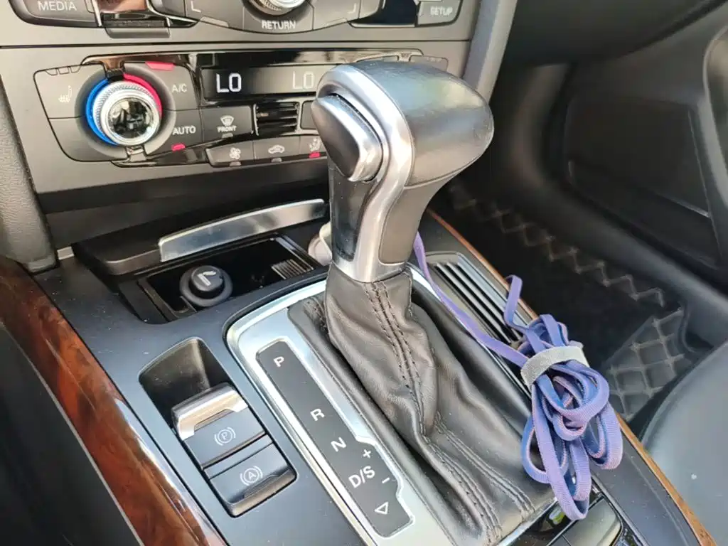 Audi A4L — миниатюра 19