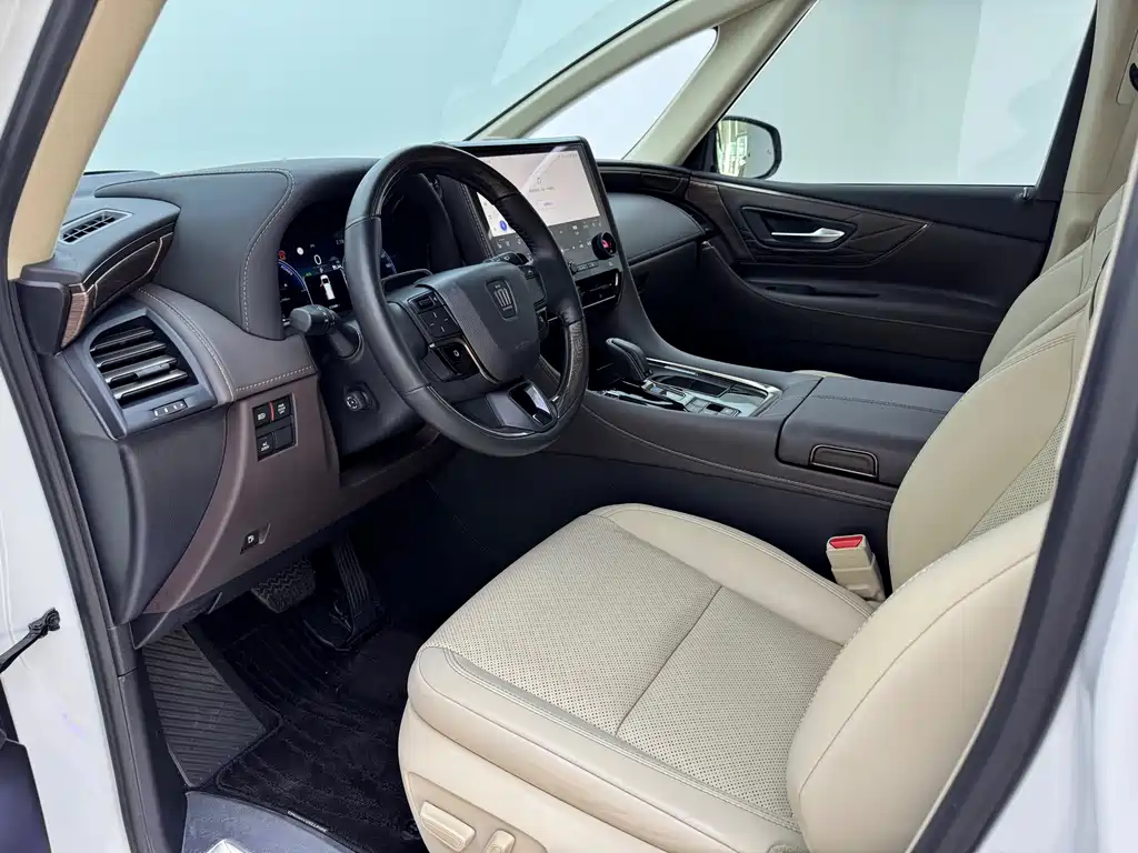 Toyota Vellfire — миниатюра 4