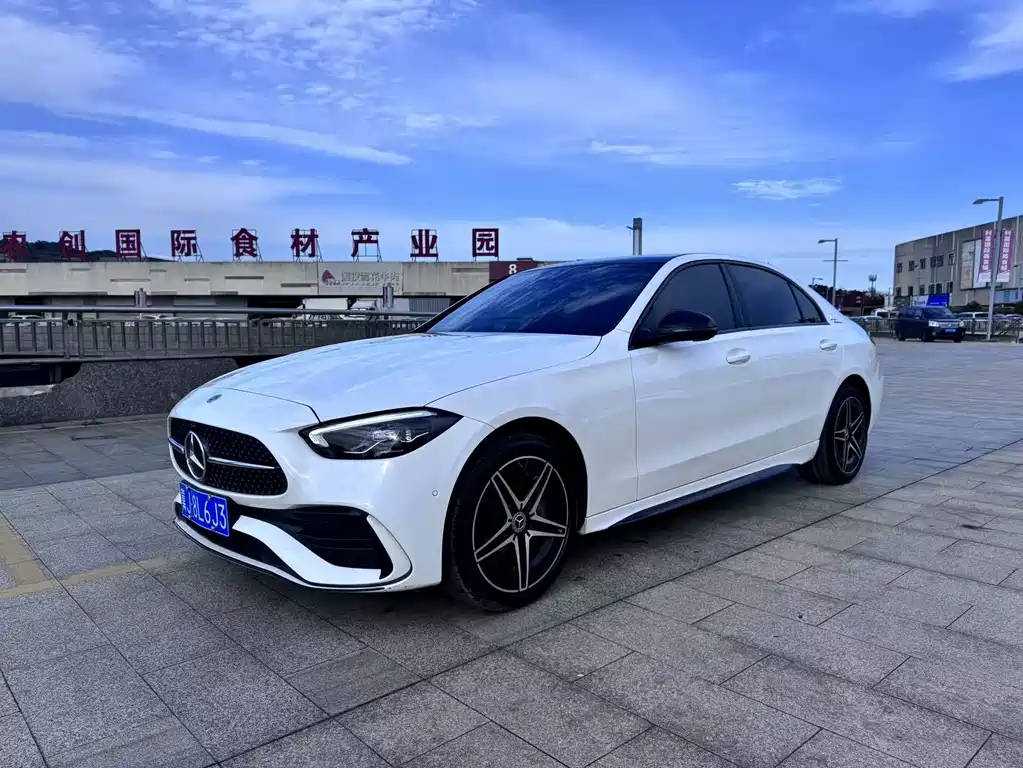 Mercedes-Benz C-Class 2023