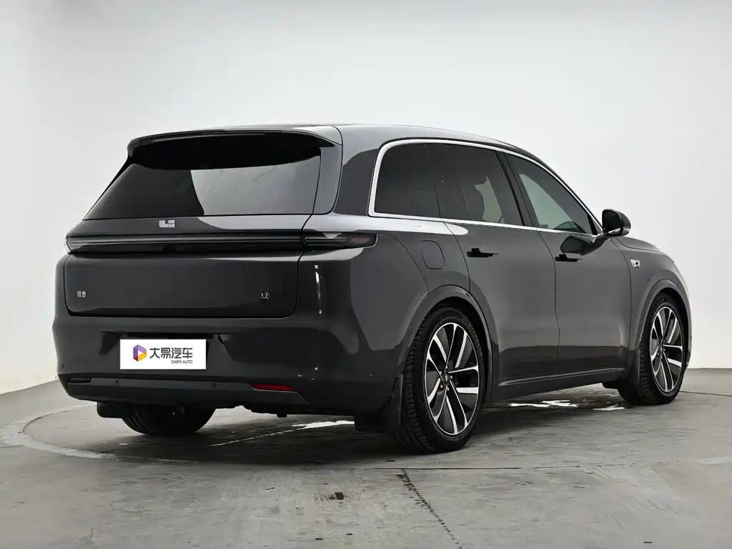 Li Auto Li L8 — миниатюра 3