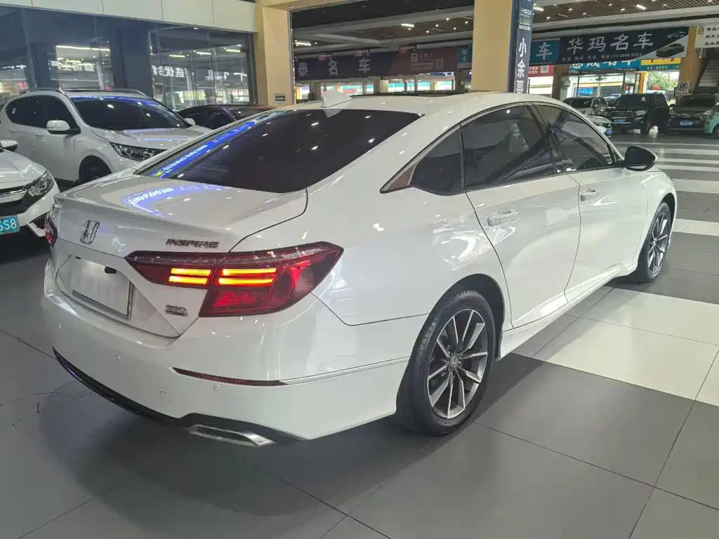 Honda Inspire — миниатюра 7