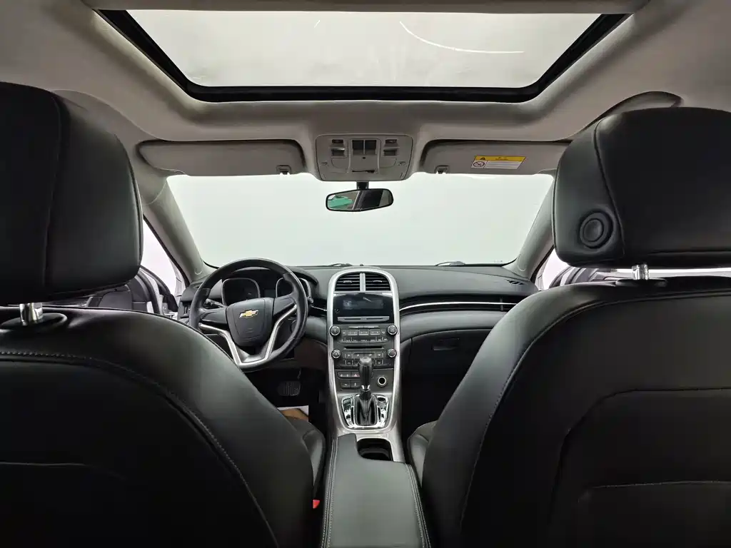 Chevrolet Malibu — миниатюра 10