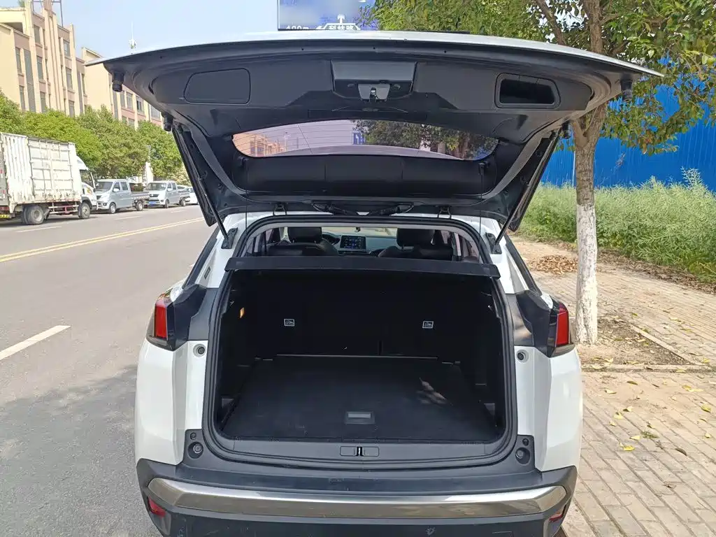 Peugeot 4008 — миниатюра 15