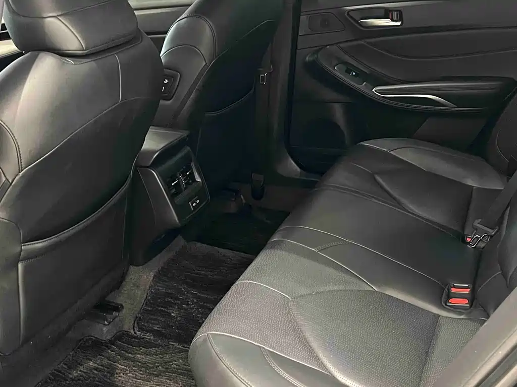 Toyota Avalon — миниатюра 9