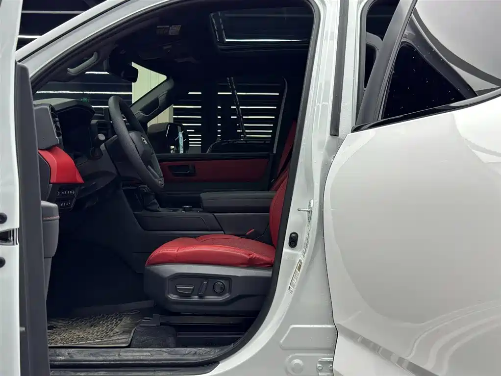 Toyota Tundra 2025 3.4T SR TRD Off road
