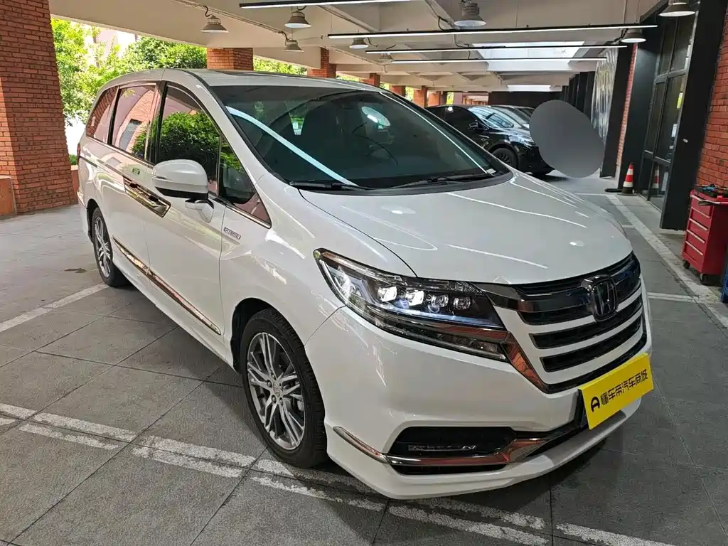 Honda Elysion — миниатюра 6