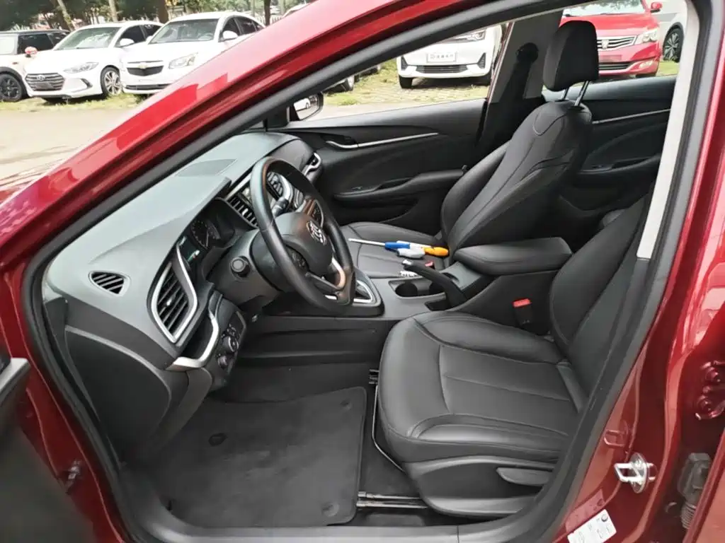 Buick Excelle — миниатюра 15