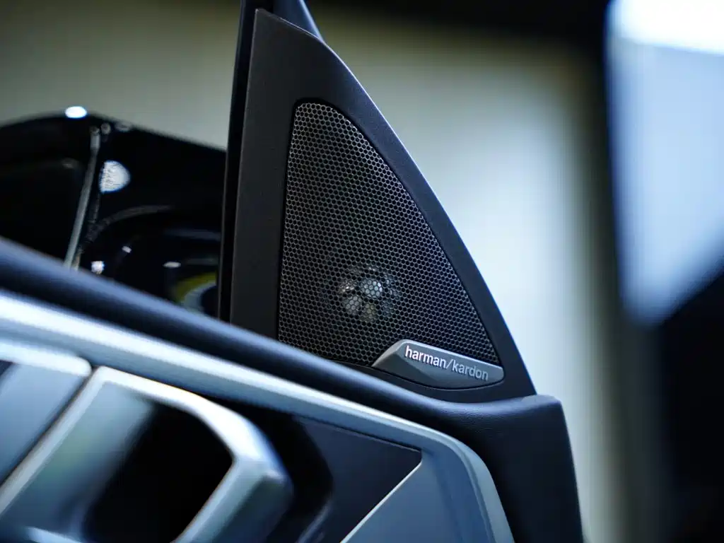 BMW M4 — миниатюра 23
