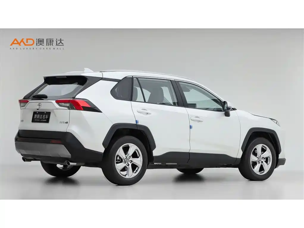 Toyota RAV4 — миниатюра 3