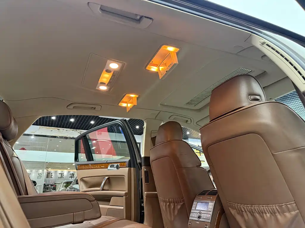 Volkswagen Phaeton — миниатюра 19