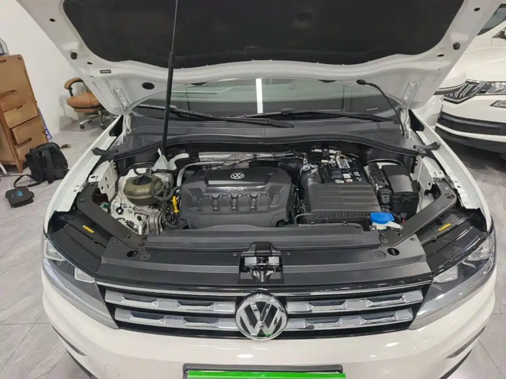 Volkswagen Tiguan L — миниатюра 20
