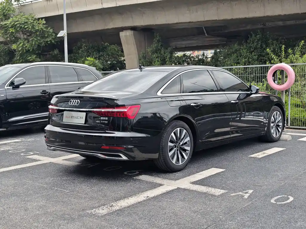 Audi A6L — миниатюра 7