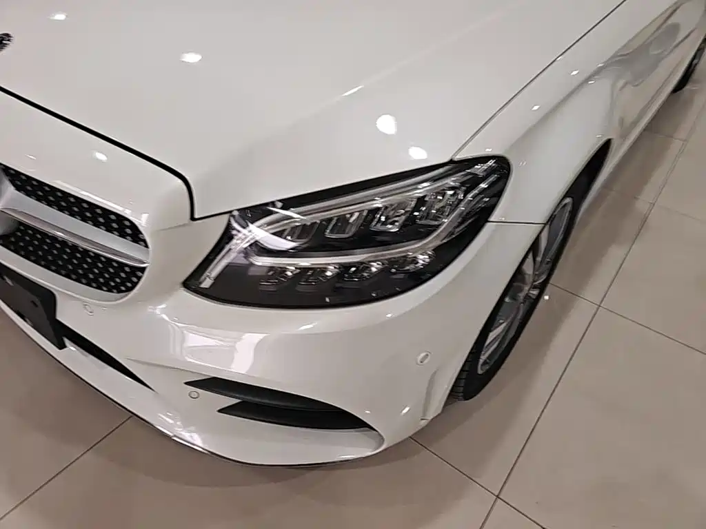 Mercedes-Benz C-Class — миниатюра 24