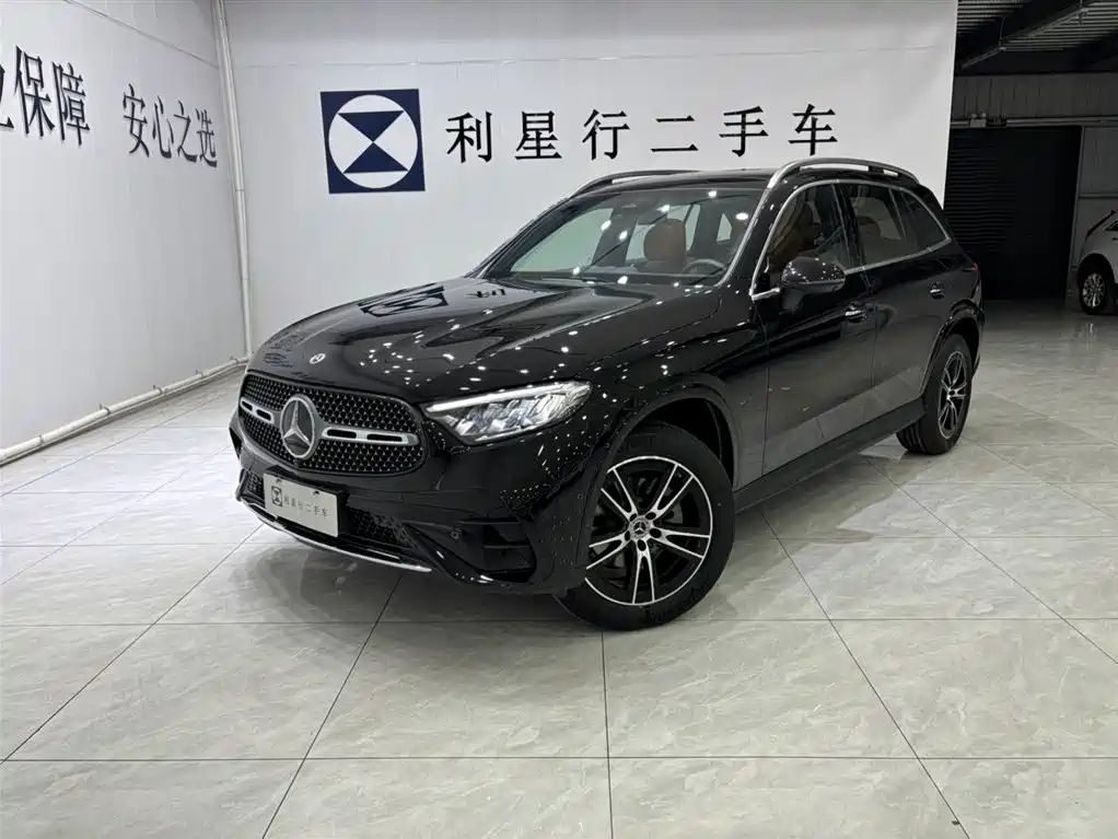 Mercedes-Benz GLC 2025