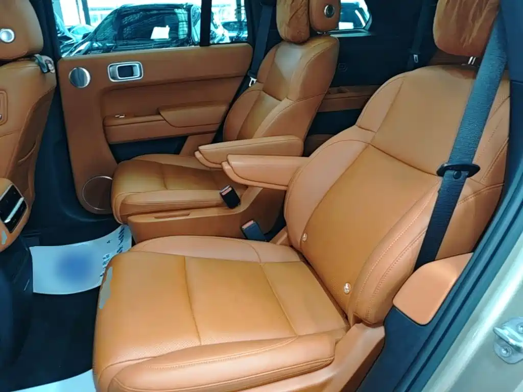 Li Auto Li L8 — миниатюра 17