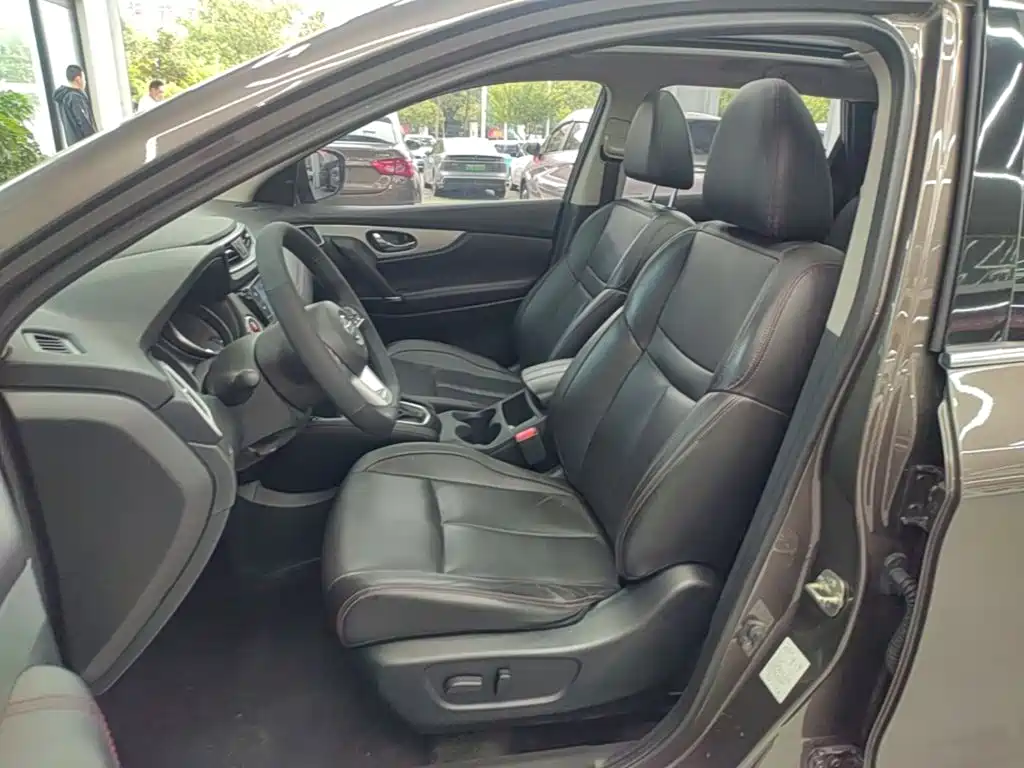 Nissan Qashqai — миниатюра 15
