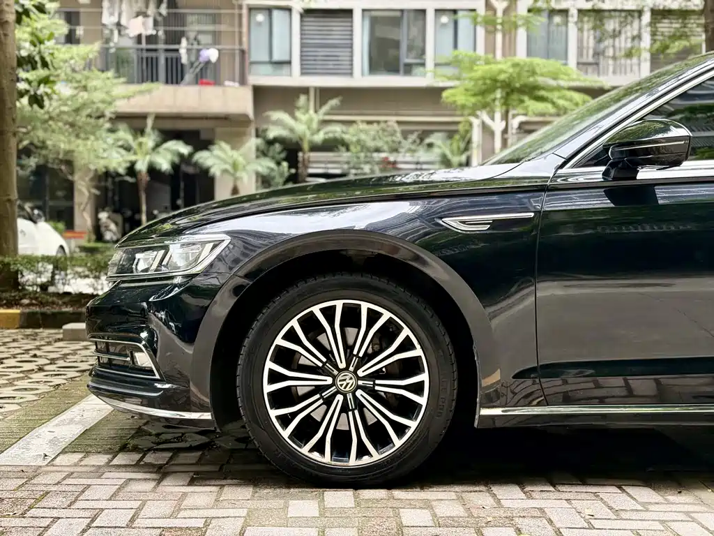 Volkswagen Phideon — миниатюра 24