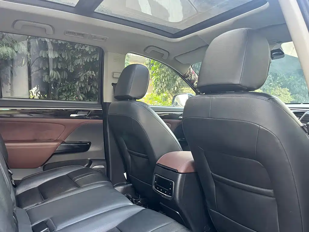 GAC Motor Trumpchi GS8 — миниатюра 18