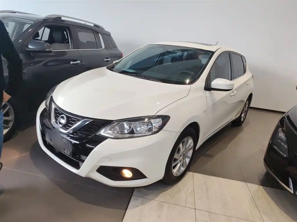 Nissan Tiida 2016
