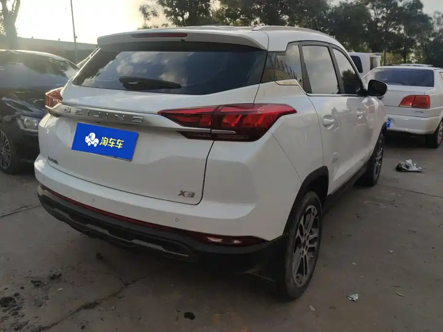 BAIC X3 — миниатюра 3