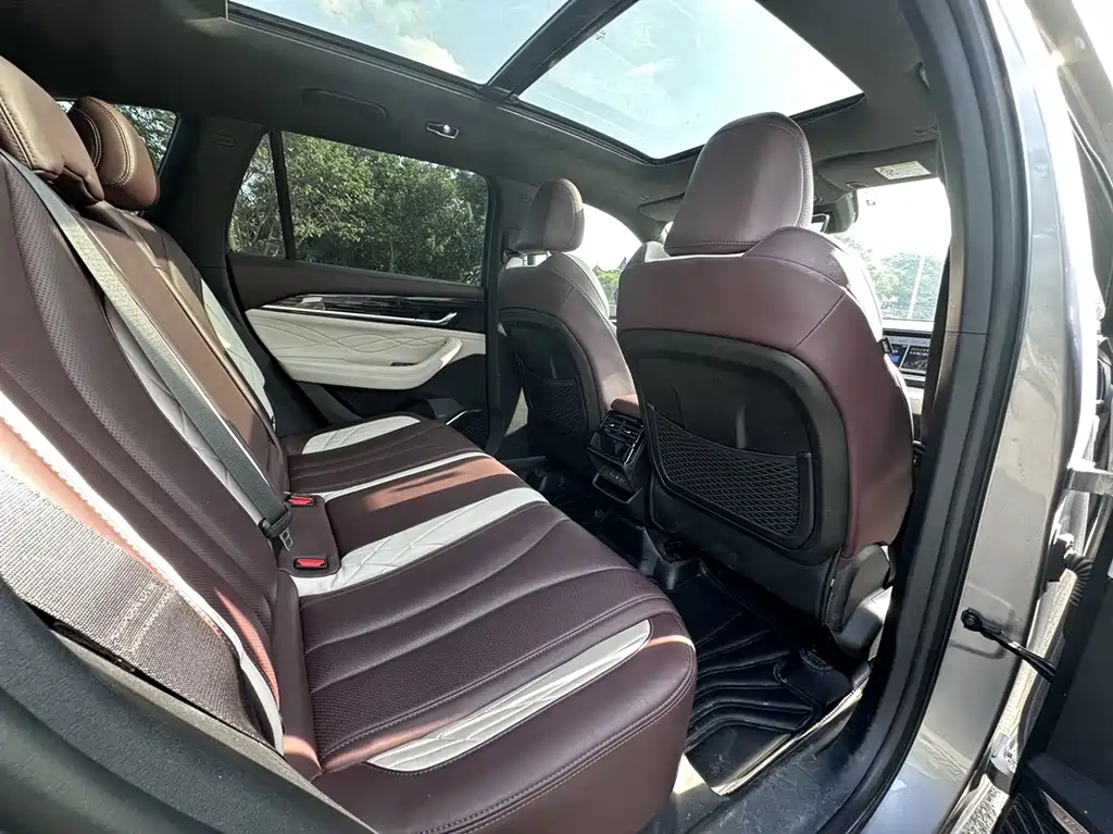 Geely Xingyue L — миниатюра 12