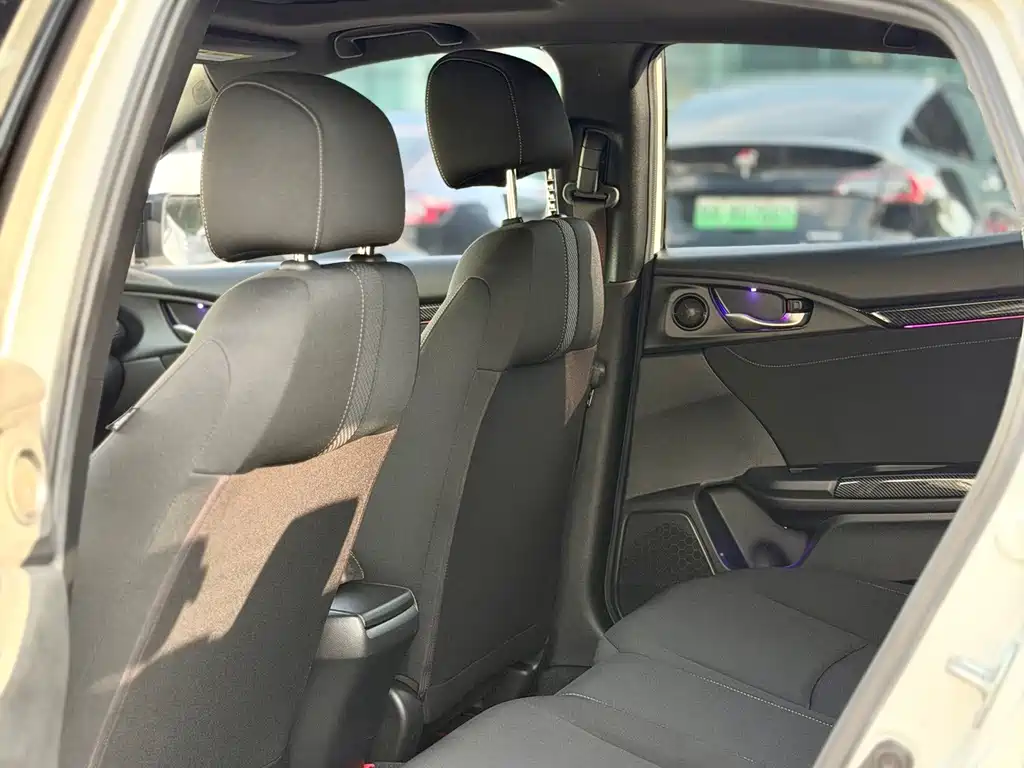 Honda Civic — миниатюра 18