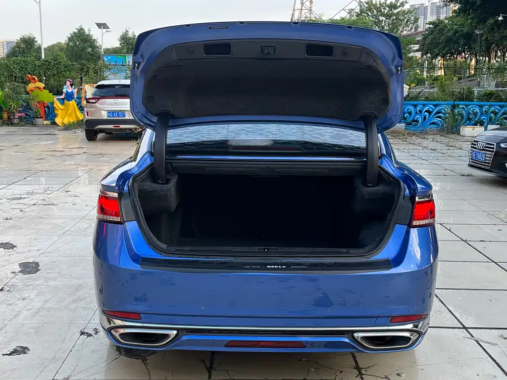 Geely Borui Hybrid — миниатюра 20