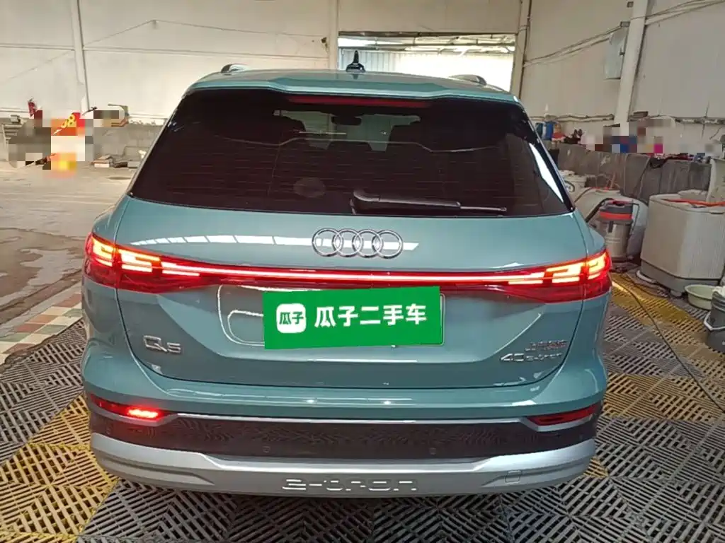 Audi Q5 e-tron — миниатюра 6