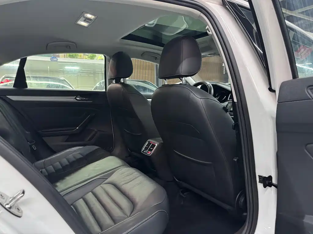 Volkswagen Lamando — миниатюра 5