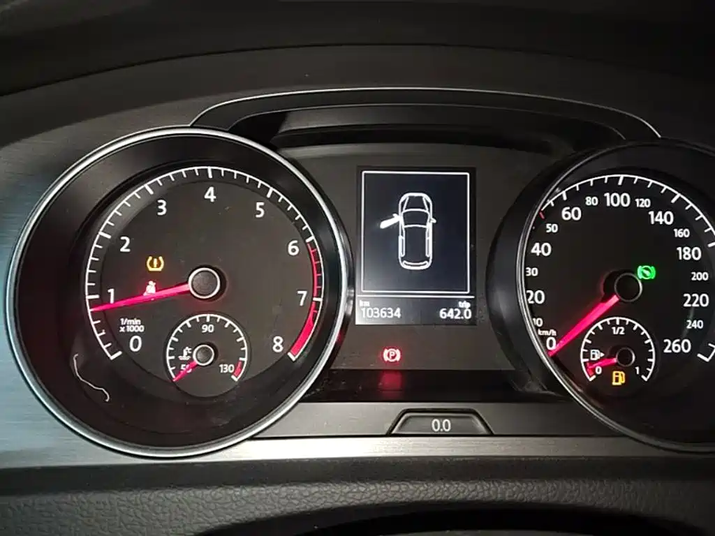Volkswagen Golf — миниатюра 12