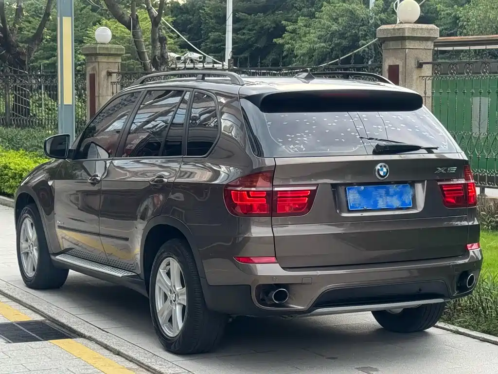 BMW X5 (Import) — миниатюра 6