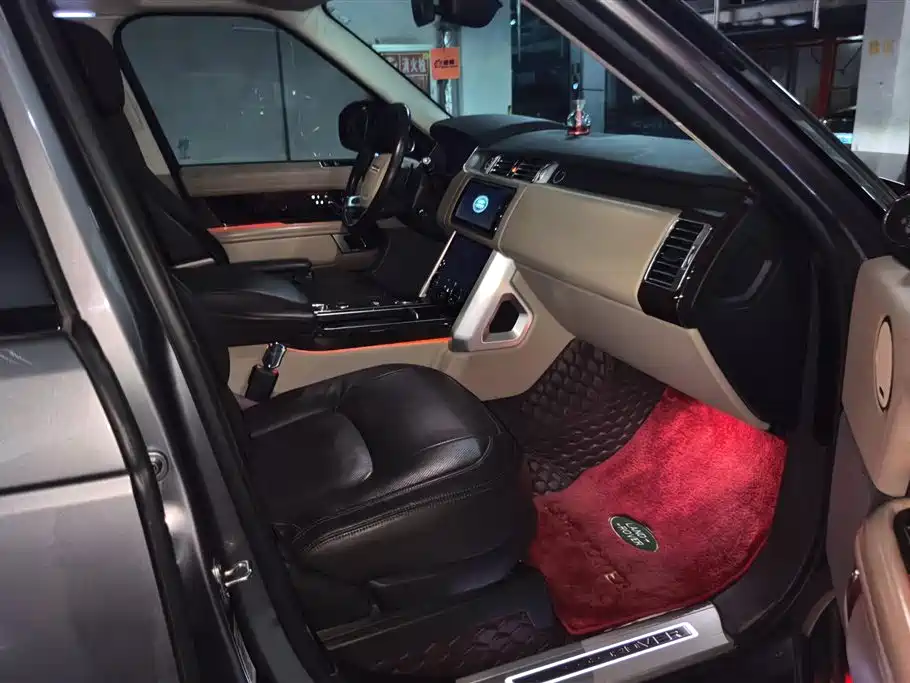 LAND ROVER RANGE ROVER