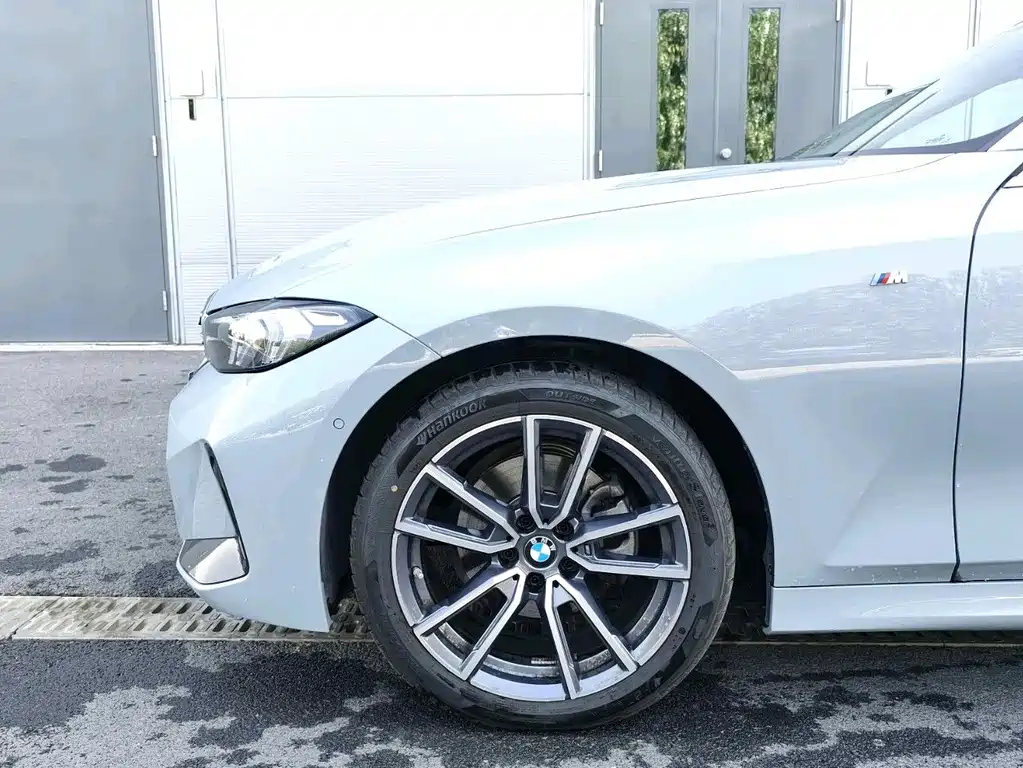 BMW 3 Series — миниатюра 12