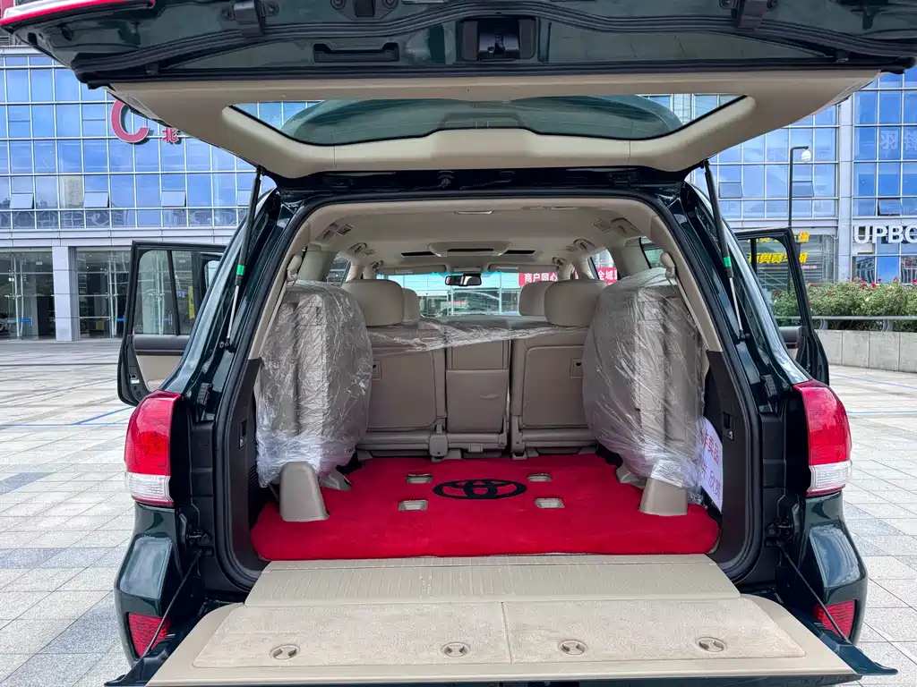 Toyota Land Cruiser — миниатюра 16