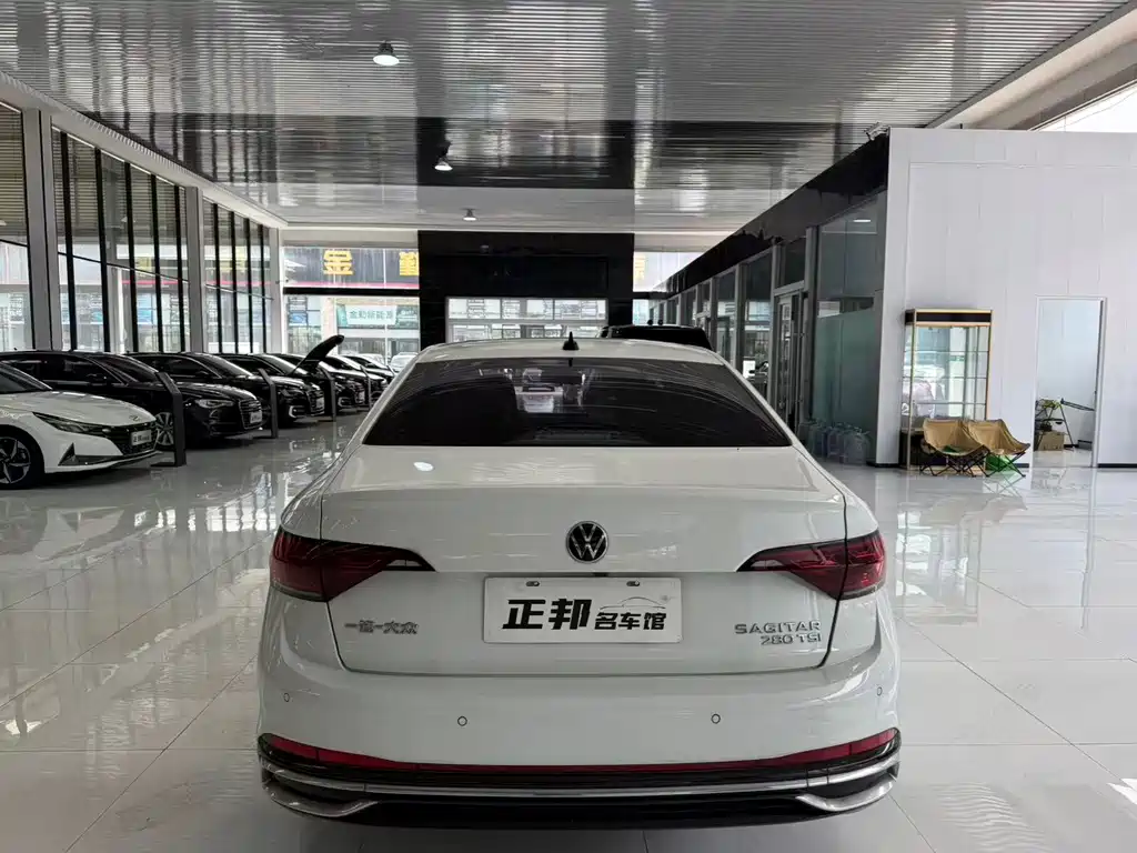 Volkswagen Sagitar — миниатюра 4