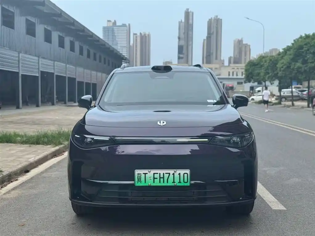 ZERO-RUNNING CAR ZERO RUN C16