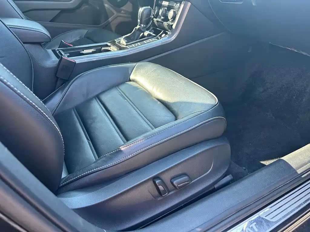 Volkswagen Passat — миниатюра 25