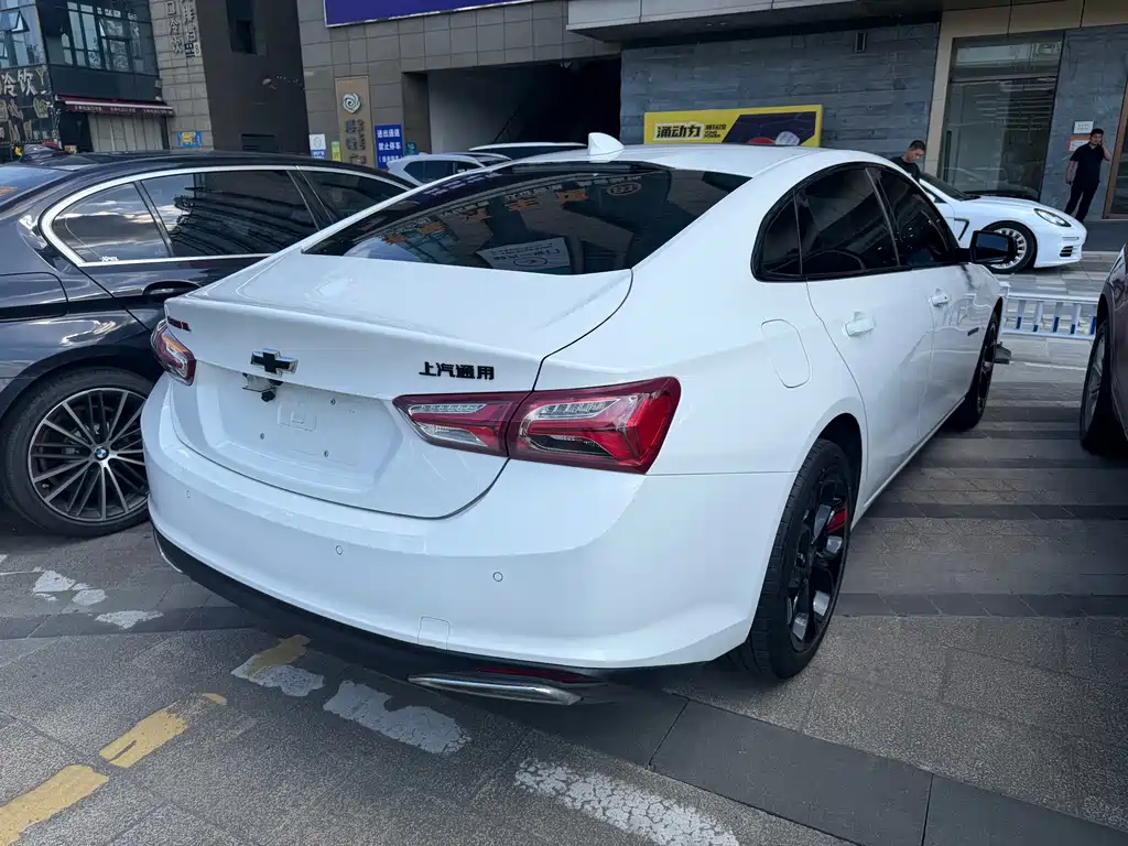 Chevrolet Malibu XL — миниатюра 15