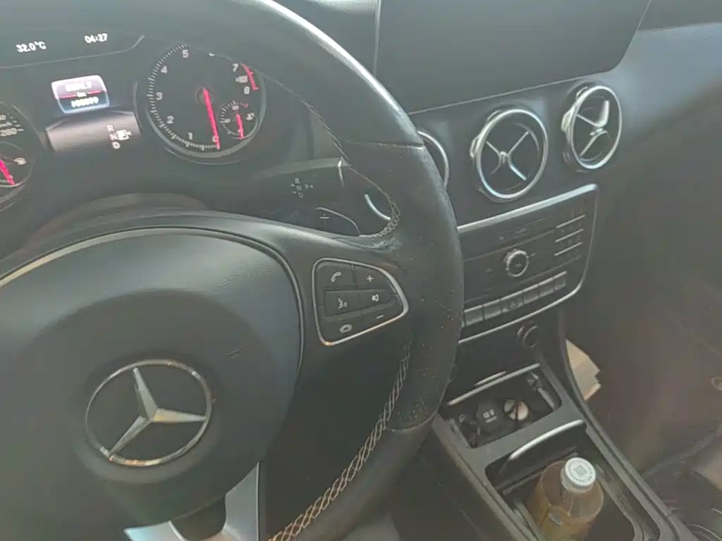 Mercedes-Benz GLA — миниатюра 14