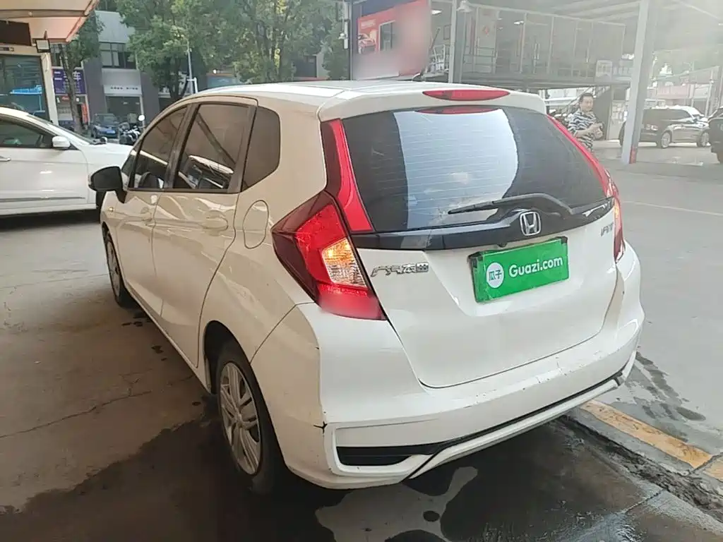 Honda Fit — миниатюра 5