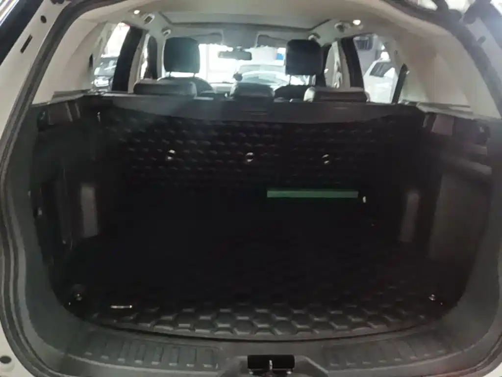 Land Rover Discovery Sport — миниатюра 19