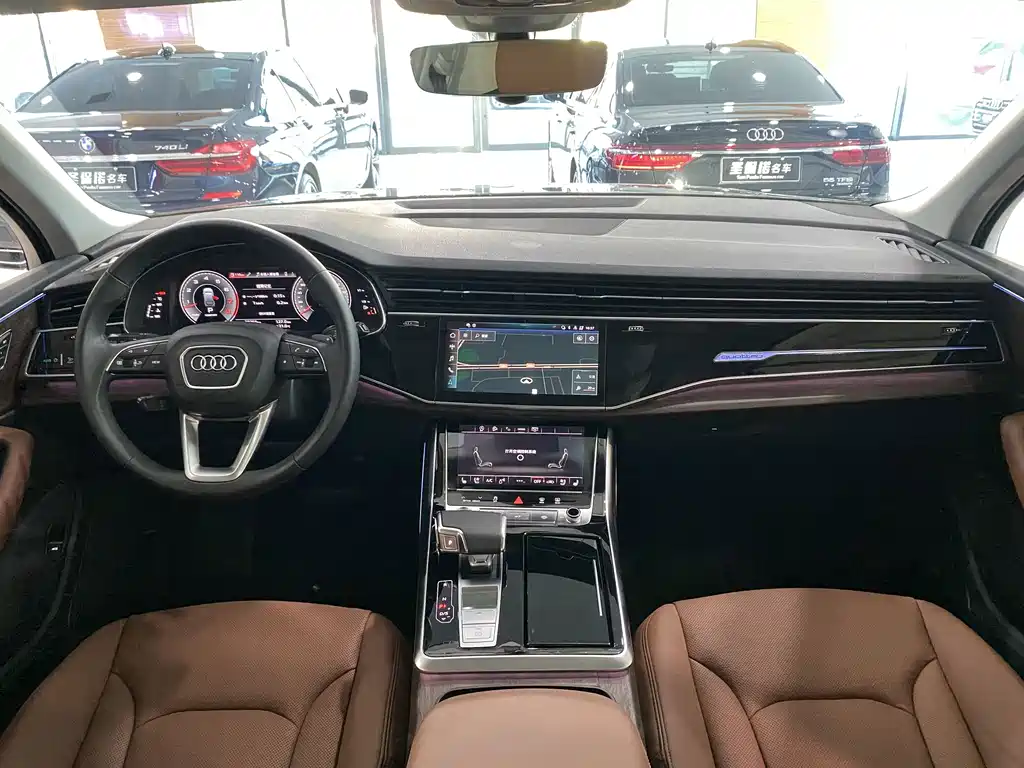 Audi Q7 — миниатюра 8