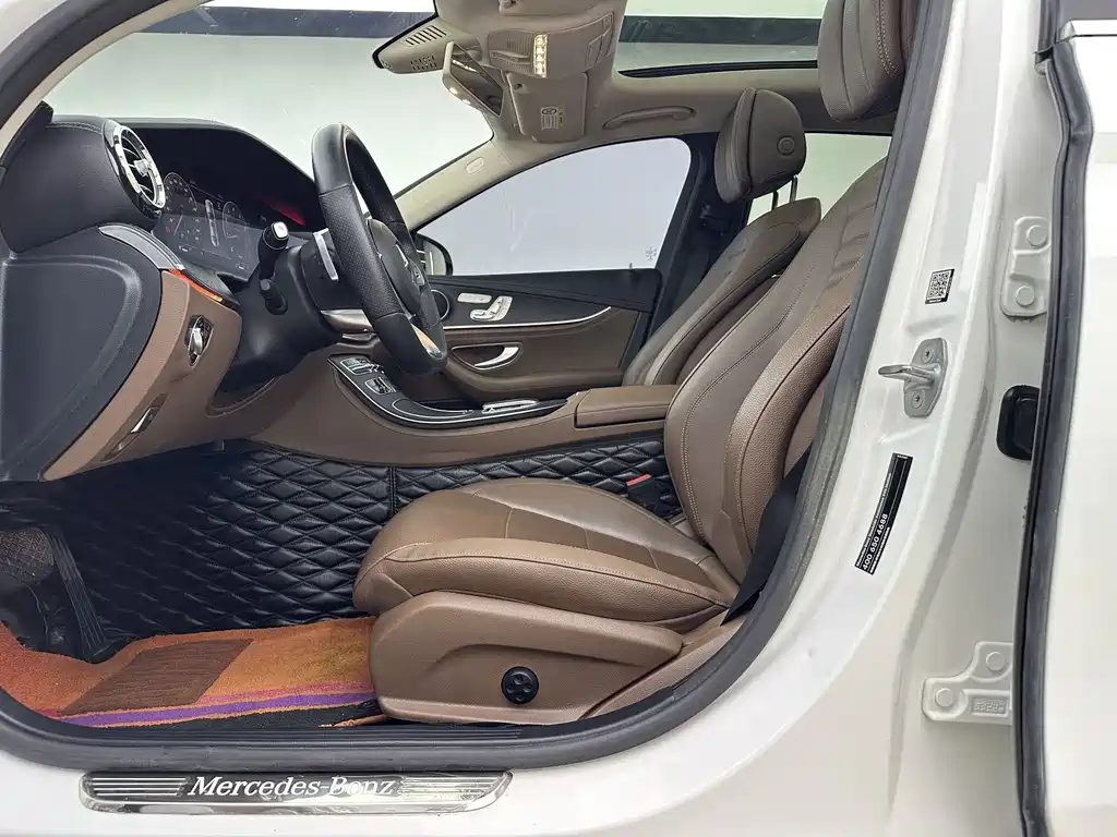 Mercedes-Benz E-Class — миниатюра 6