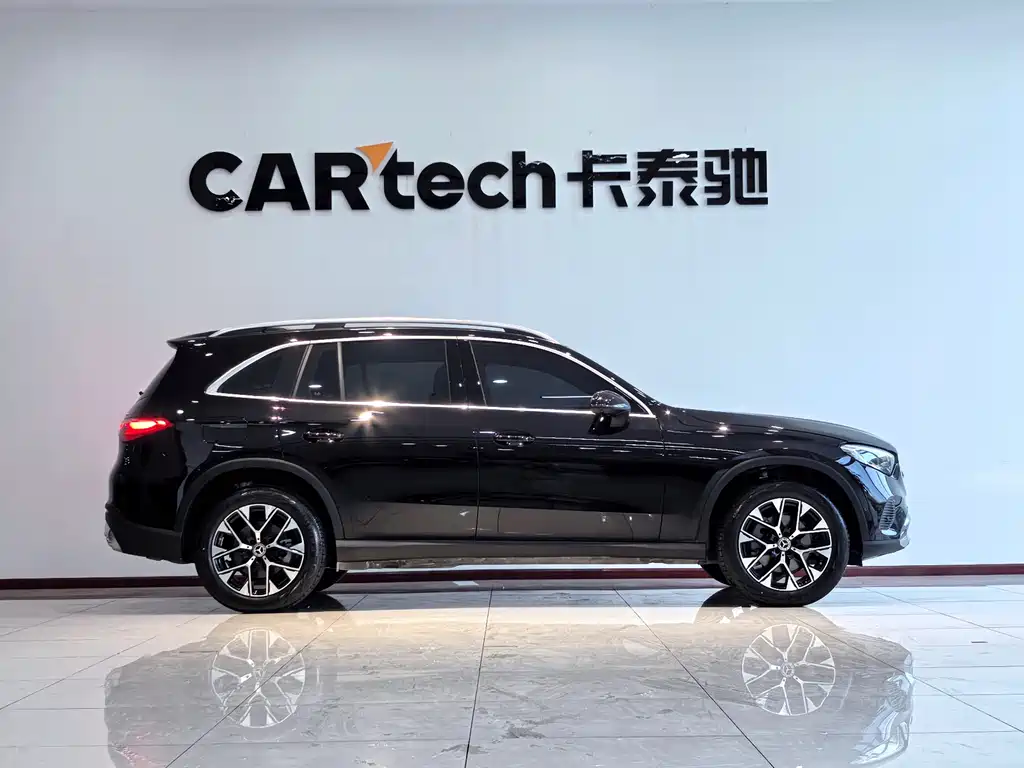 Mercedes-Benz GLC 2024 GLC 260 L 4MATIC 5 мест
