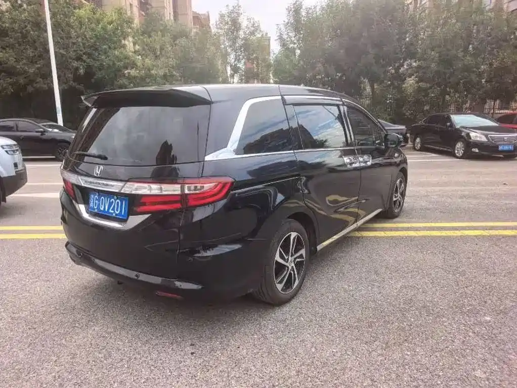 Honda Odyssey — миниатюра 4