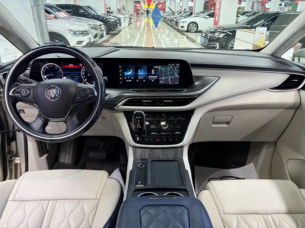 Buick GL8 — миниатюра 7