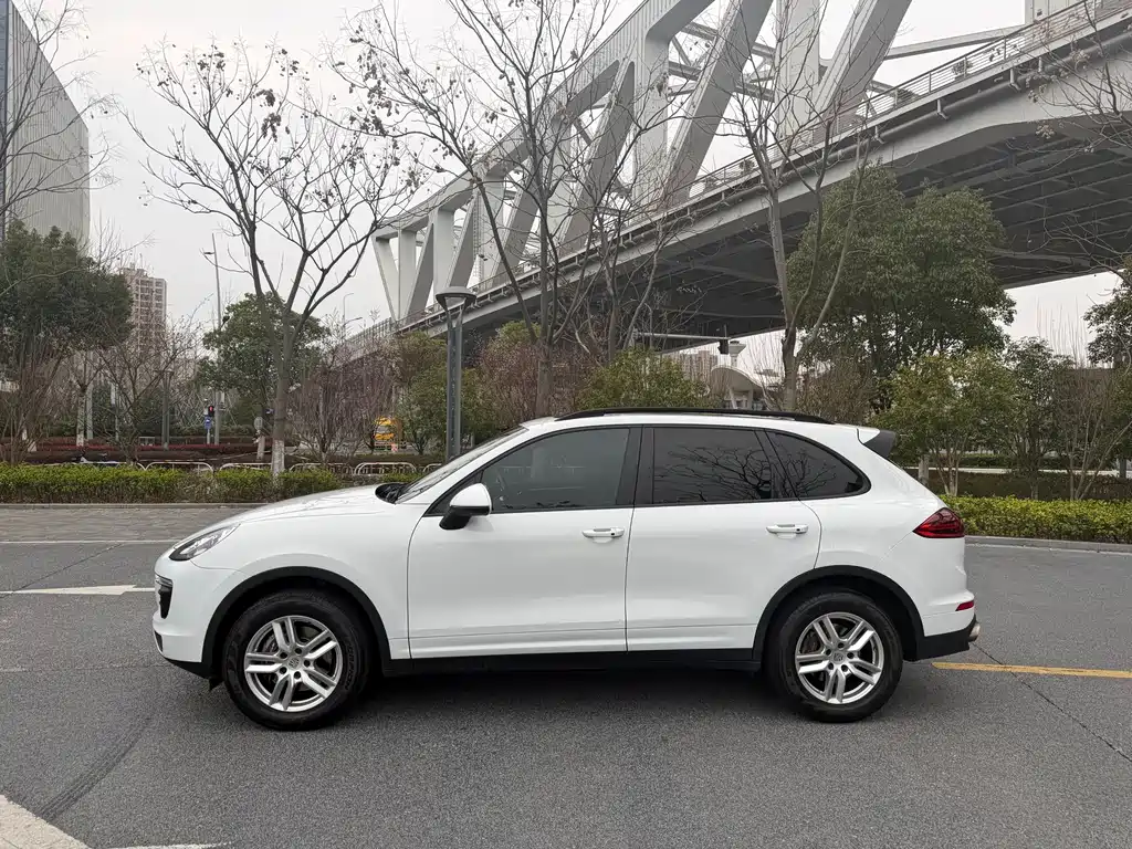 Porsche Cayenne 2016 Cayenne 3.0T
