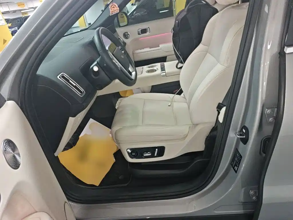 Li Auto Li L8 — миниатюра 15
