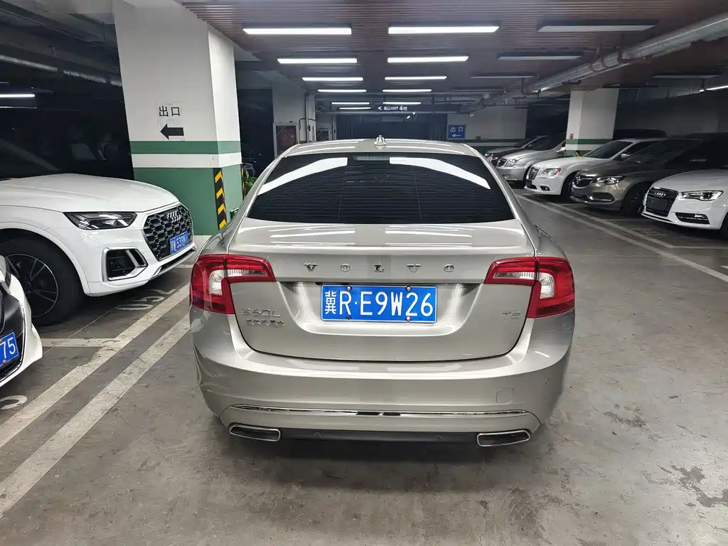 Volvo S60 — миниатюра 8